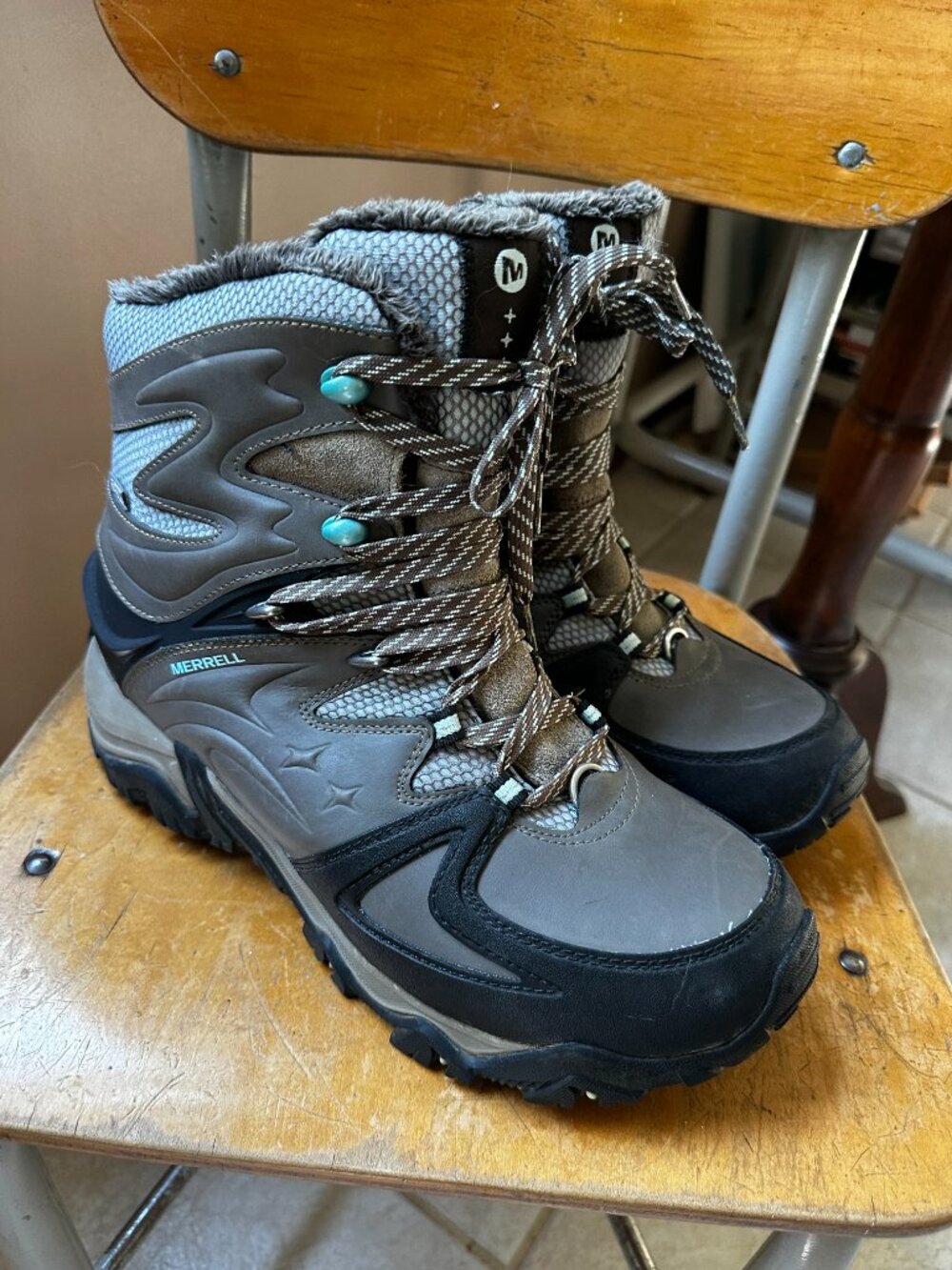 Merrell Women's Winter Hiking Boot, VGUC, 10.5, Taupe Brown